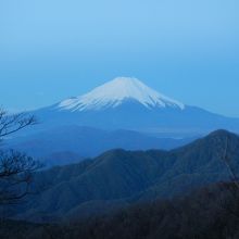 山小屋の近くから