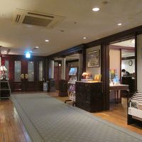 ビクトリア風デザインのロビーです 