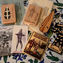 この内、ここで買ったのは木製と白地のマグネット。