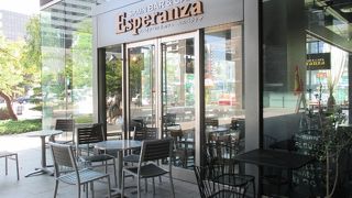 スペインバル＆カフェ　エスペランサ　　朝早くから営業　朝食に利用しました。
