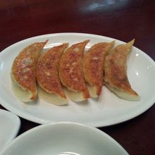 肉汁たっぷり餃子