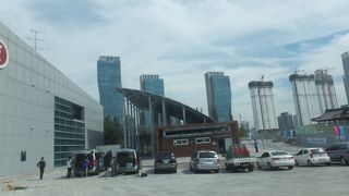インチョン市内にある経済特区。新しいビルがどんどん建設されてます。アジア大会のマラソンもこの一帯を走りました。