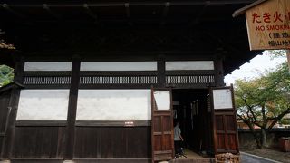 見どころは、室町時代中期に建てられた釈迦堂