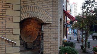 外観はオシャレなんですけど・・・