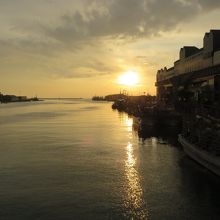 幣舞橋の夕暮れ