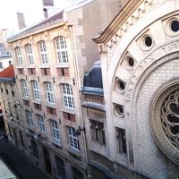 パリに来た感じします。