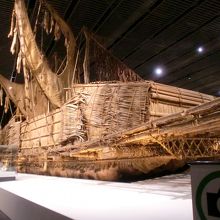 ラカトイ（パプアニューギニアの船）