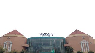 平和堂を中心とするショッピングモール!!