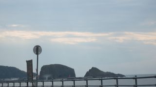 観光案内所からほど近い