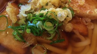 博多名物はとんこつラーメンではなく「うどん」です