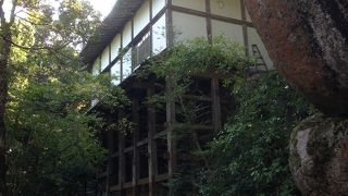 巨石がいっぱい