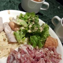 おいしい生ハム食べ放題