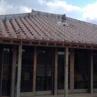 琉球建築で戸建てタイプの部屋です