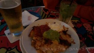 Bahama Mama’s Caribbean Bar