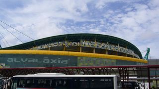 オビドス行きのバス停