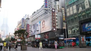 上海観光の目玉の一つ