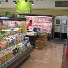 お洒落な雰囲気の店頭ディスプレイ