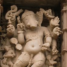 ガネーシャのレリーフ