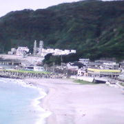神の宿る島として慕われている神津島にある町営の温泉保養センターです