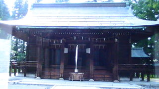 上杉家ゆかりの神社です、戦国時代から江戸時代にかけての歴史探訪を楽しみましょう