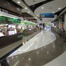 フードコート（ビックＣ - ラチャダムリ店内）