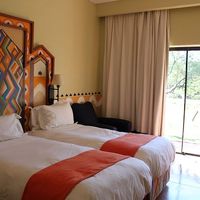 中庭が見渡せ、インパラがいたりします