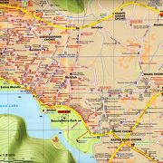 大変立派で便利なポカラ市内とその周辺地図を無料で頂けます。