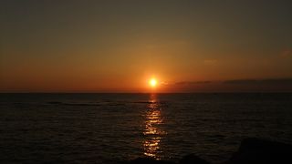 東シナ海に沈む夕陽は圧巻