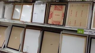 品揃えが豊富な画材・額縁やさん