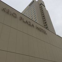 駅から近い高層ホテルです。