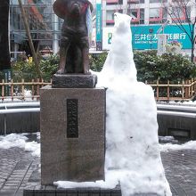 大雪の日の一枚。誰が作ったんでしょうか笑