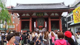 浅草・浅草寺　雷門　　隅田川「遊覧船」観光
