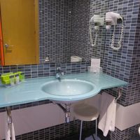 拡大鏡があった気がします・不確かでごめんなさい