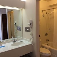 ハンドシャワー◎、排水×