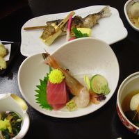 南部御膳です。欲を言えば、湯豆腐などがつくと尚良い気がした。