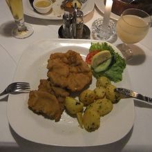 ウィーン風仔牛のシュニッツェル