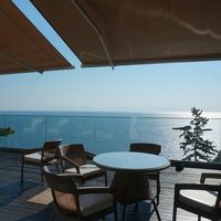 こんな景色の中で食事ができる！