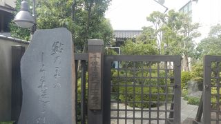 土蔵を移築してギャラリーとして使っている