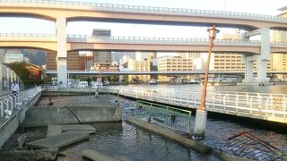 メリケンパークの中にあります