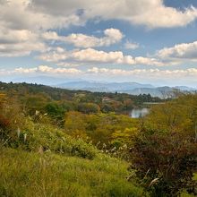 池を見下ろす景色もきれいです