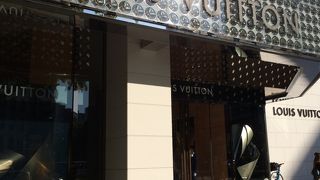 ルイ ヴィトン大阪 (心斎橋店)