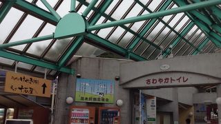 農産物だけでなくお土産も充実