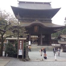 日本三大楼門の一つです