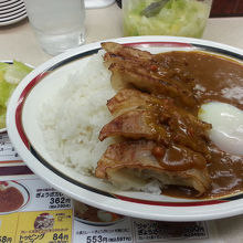 みよしの盛りカレー