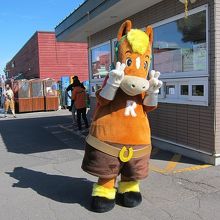 帯広競馬場のマスコットキャラ・リッキー。