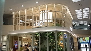 ファッションビル