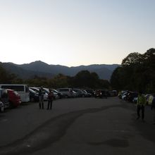 雨飾高原キャンプ場の駐車場