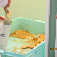 クッキーの箱が空に成りそうです。