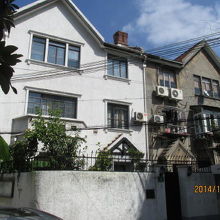 大邸宅が並んでいます。