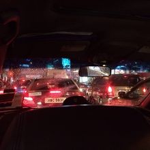 車内からの渋滞の様子・・